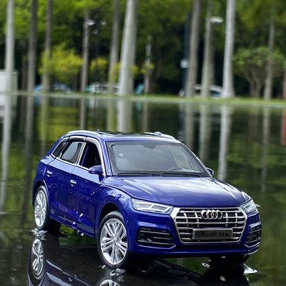 1:32 AUDI Q5