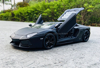 1:24 Lamborghini Aventador LP700-4