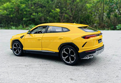 1:24 Lamborghini URUS