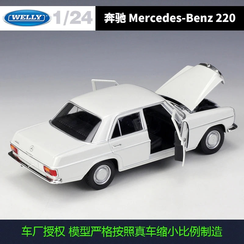 1:24 Mercedes-Benz 230SL
