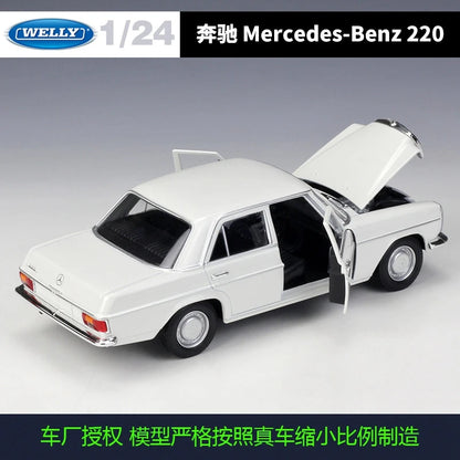 1:24 Mercedes-Benz 230SL