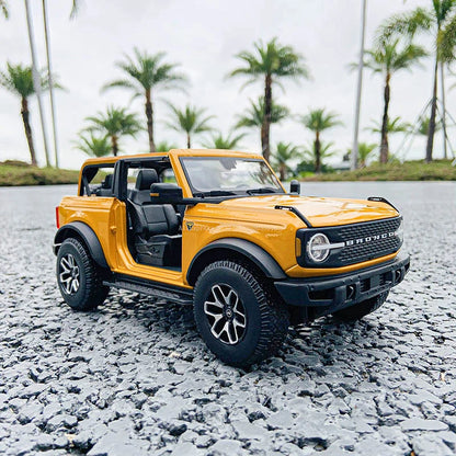 1:18 Ford Bronco Badlands 2021