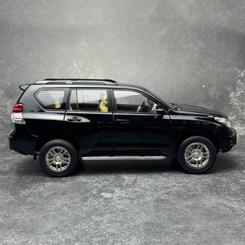 1:18 Toyota PRADO