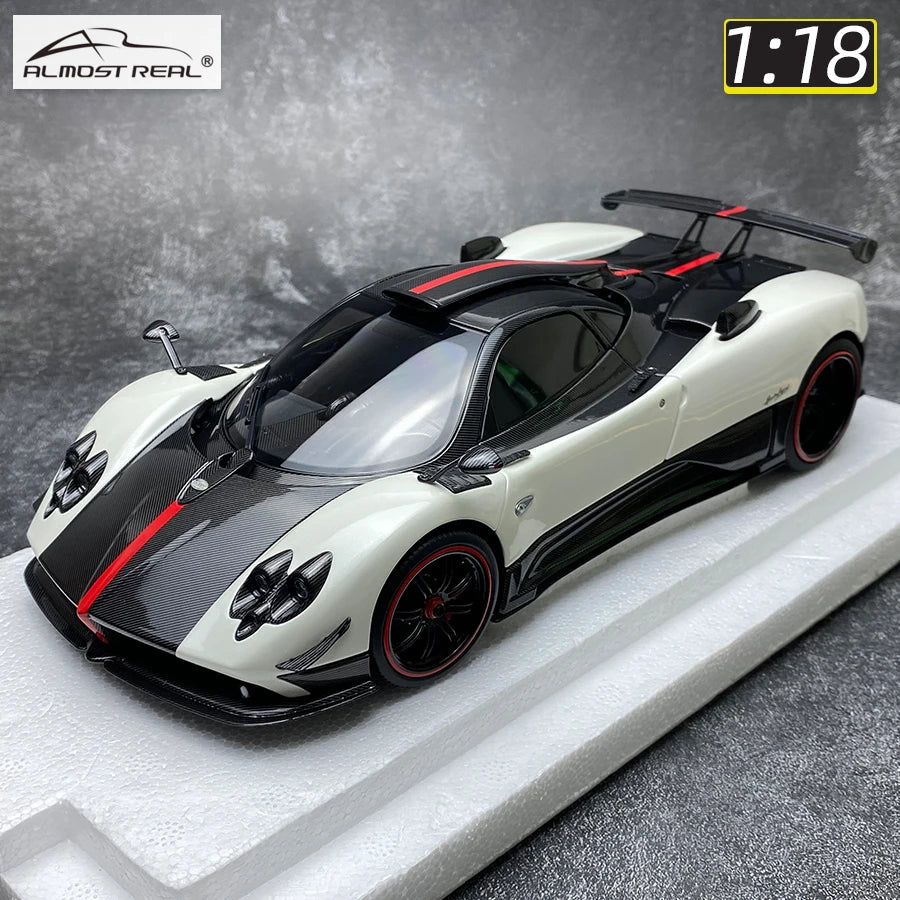 1:18 Pagani Zonda Cinque Coupe 2009