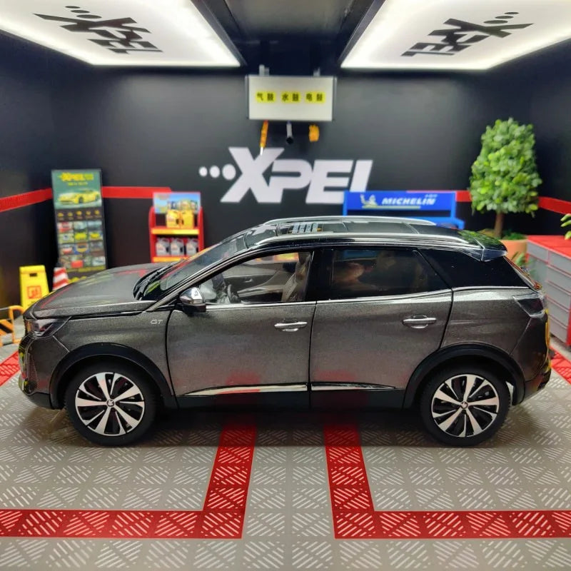 1:18 Peugeot 4008