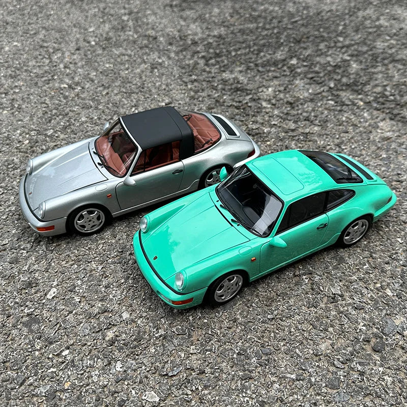 1:18 Porsche 911 Carrera 2 Cabriolet 1990