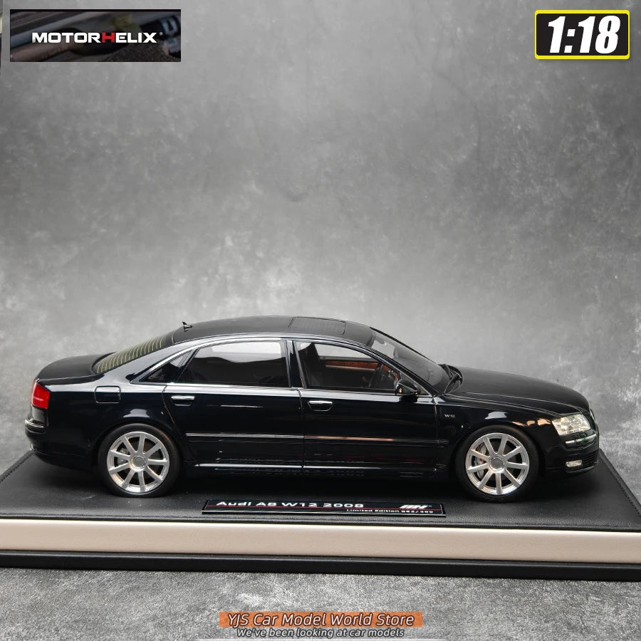 1:18 Audi A8 W12 2008