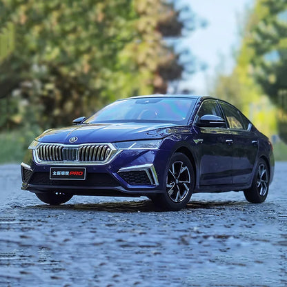 1:18 SKODA Octavia PRO