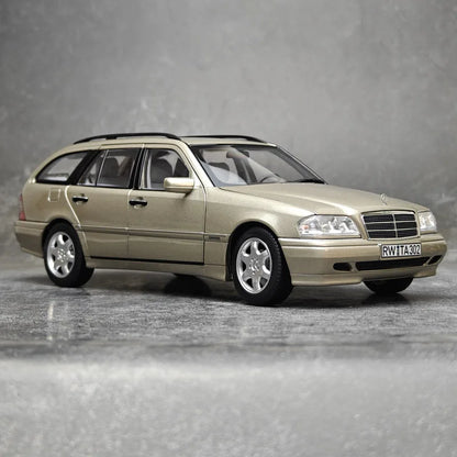 1:18 Mercedes-Benz C220 T-Model