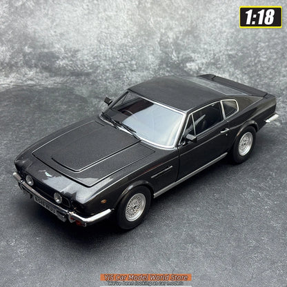 1:18 Aston Martin V8