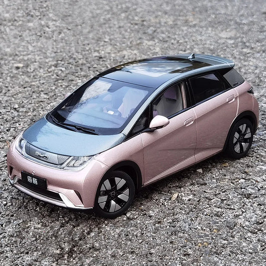 1:18 BYD Dolphin