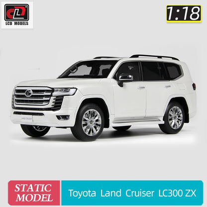 1:18 Toyota Land Cruiser LC300 ZX