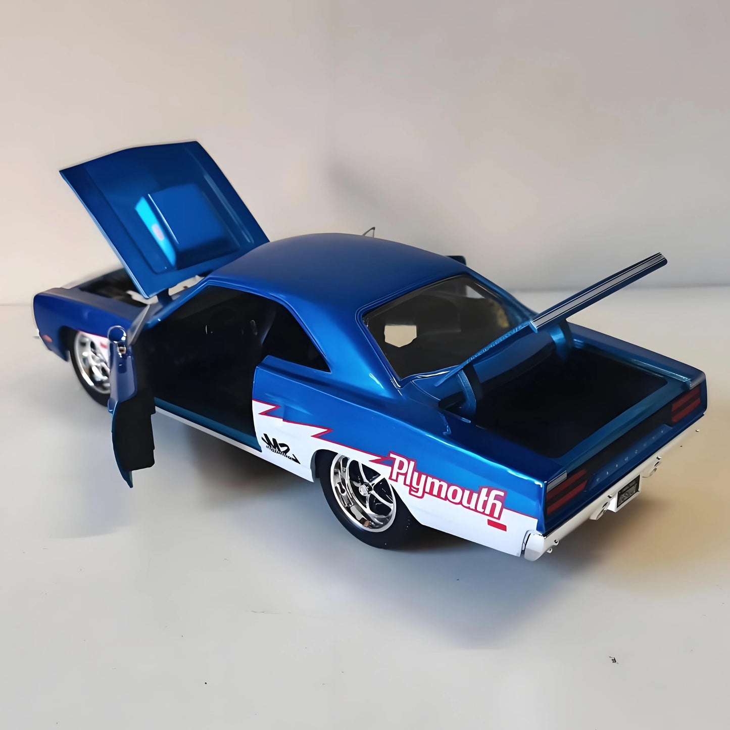 1:24 Plymouth Road Runner 1970