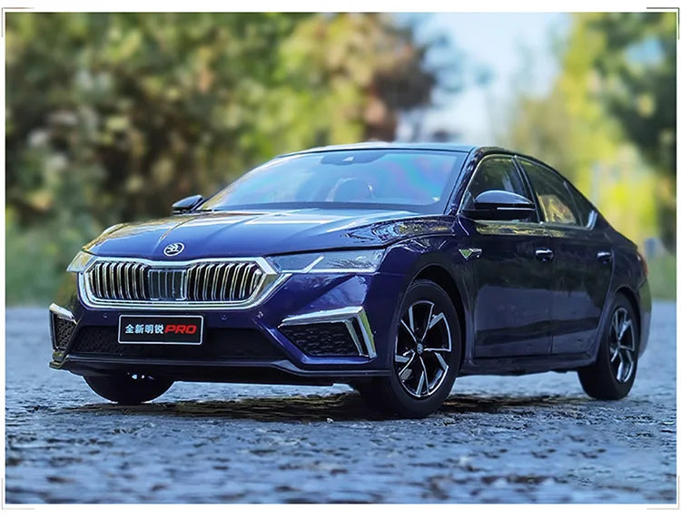 1:18 SKODA Octavia PRO