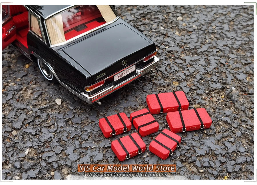 1:18 Mercedes-Benz Pullman MB 600