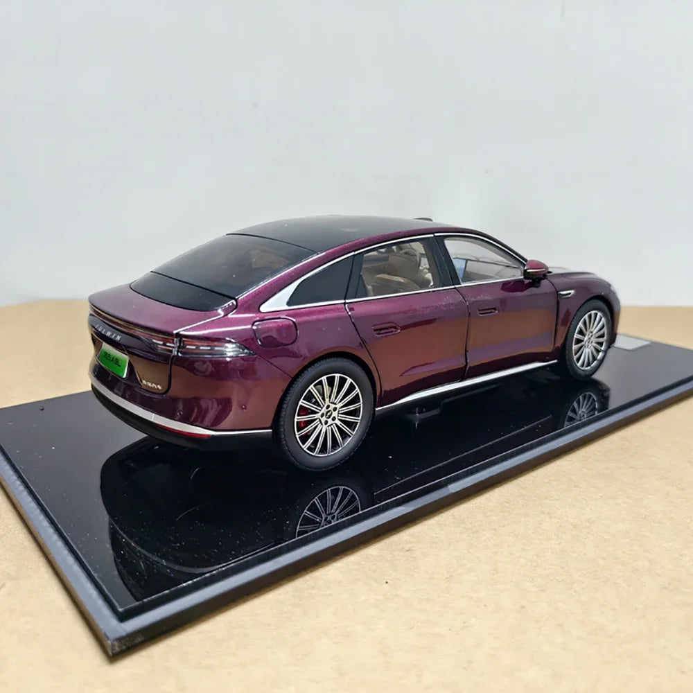 1:18 Chery Fengyun A9