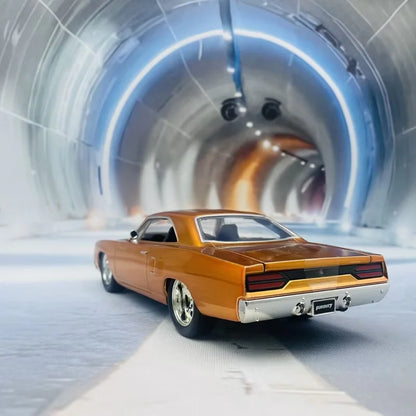 1:24 Plymouth Road Runner