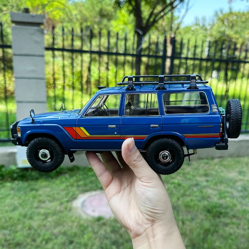 1:18 Toyota Land Cruiser LC60