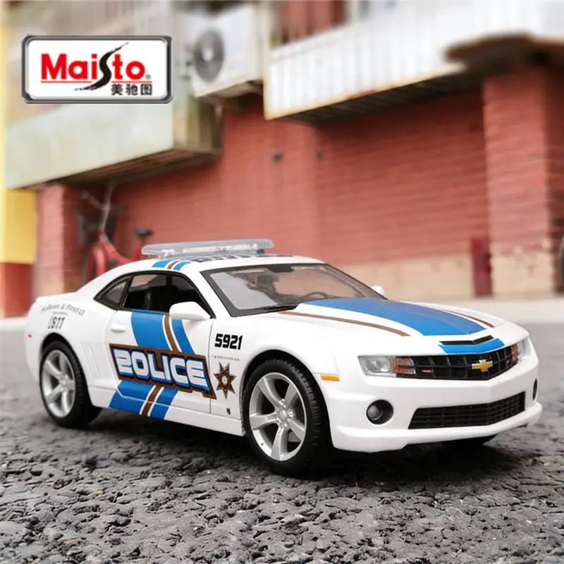 1:24 Chevrolet Camaro SS 2010