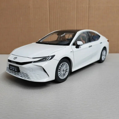 1:18 TOYOTA CAMRY 2024