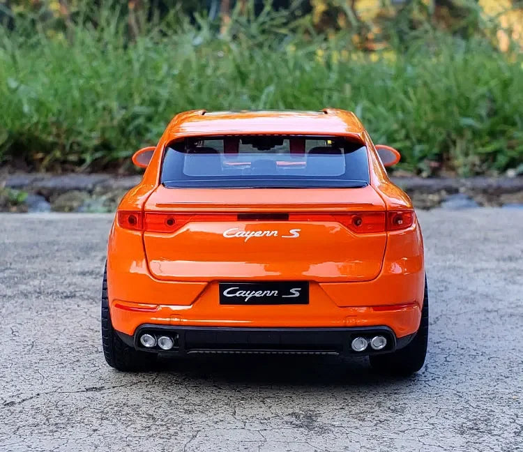 1:24 Porsche Cayenne Turbo S