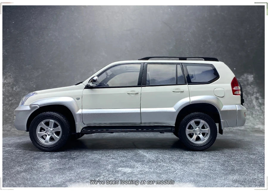 1:18 TOYOTA PRADO GX  2008