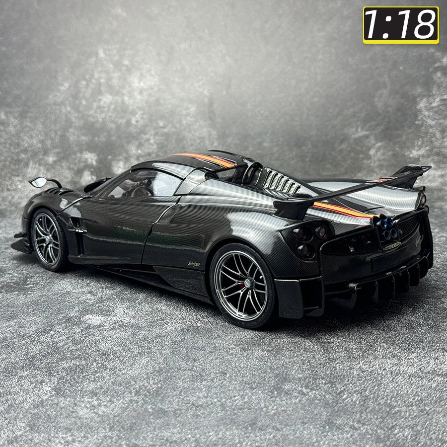 1:18 Pagani Huayra Roadster BC