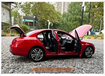 1:18 Mercedes-Benz C200 2014-2016