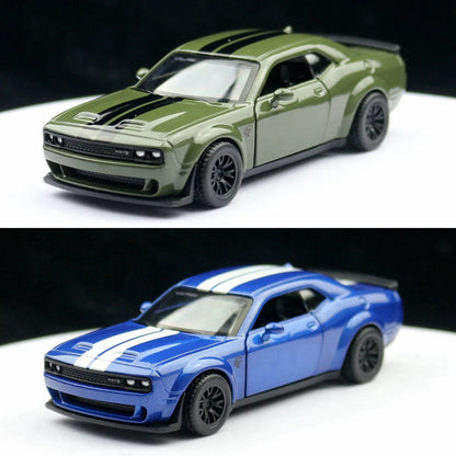 1:44 Dodge Challenger SRT 2022