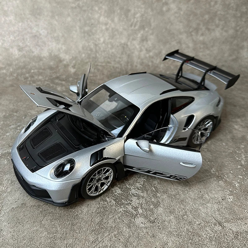 1:18 PORSCHE 911 GT3 RS 2022