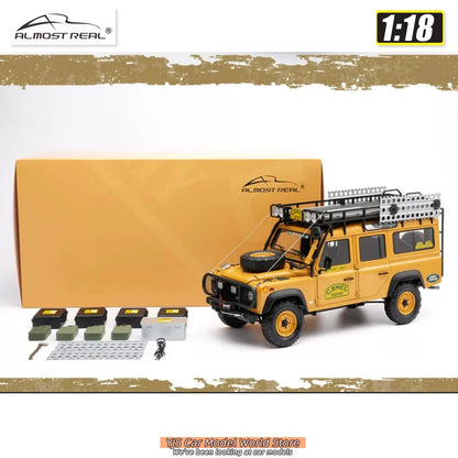 1:18 Land Rover Defender 110 "Camel Trophy" Unité de soutien Sabah-Malaisie 1993