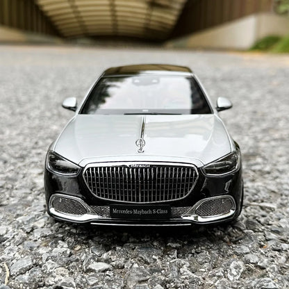 1:18 Maybach S-Class S680 2021