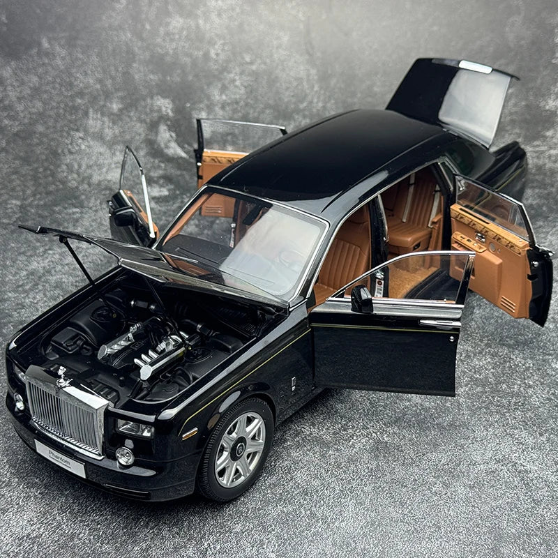 1:18 Rolls-Royce Phantom EWB