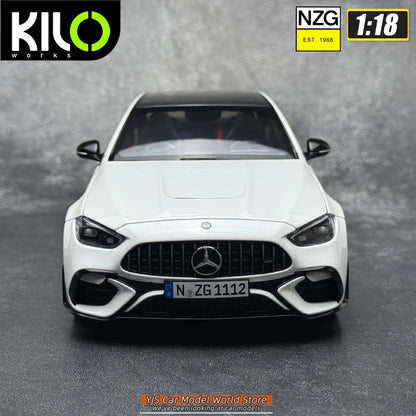 1:18 Mercedes-Benz C63