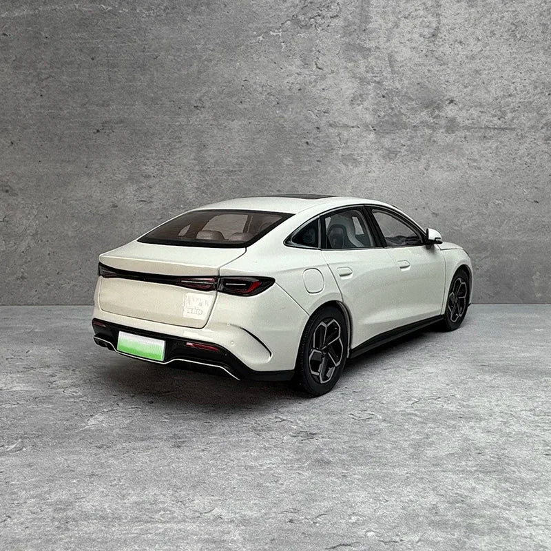 1:18 BYD Seal