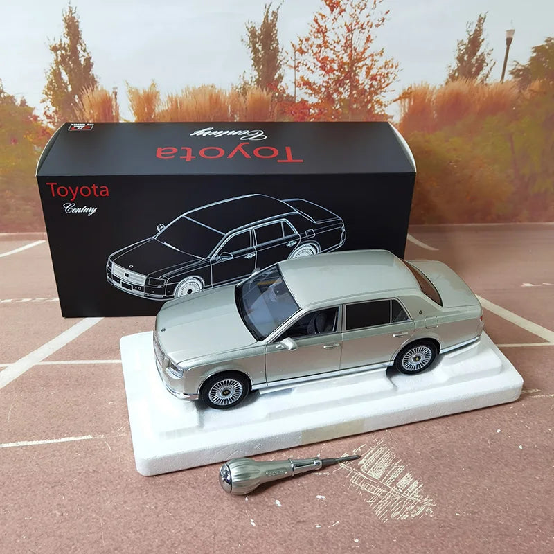 1:18 Toyota Century