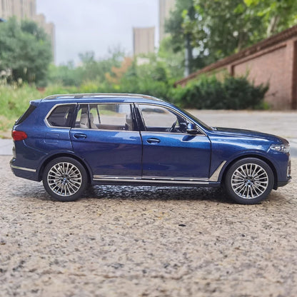 1:18 BMW X7 G07 2019