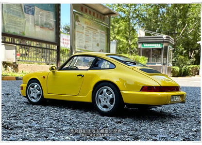 1:18 Porsche 911 964 Carrera 4 1992