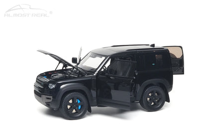 1:18 New 2020 Land Rover Defender 90