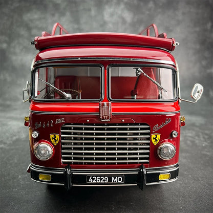 1:18 Ferrari Renntransporter Typ Fiat 642 RN2 Bartoletti 1957