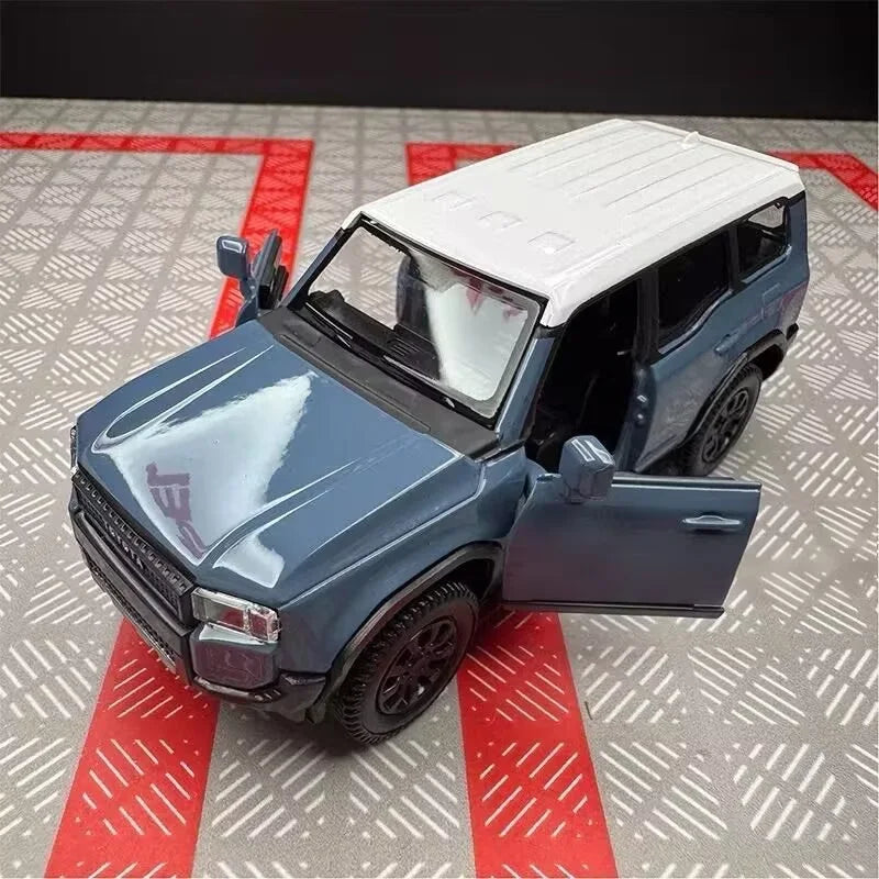 1:36 Toyota Land Cruiser LC250