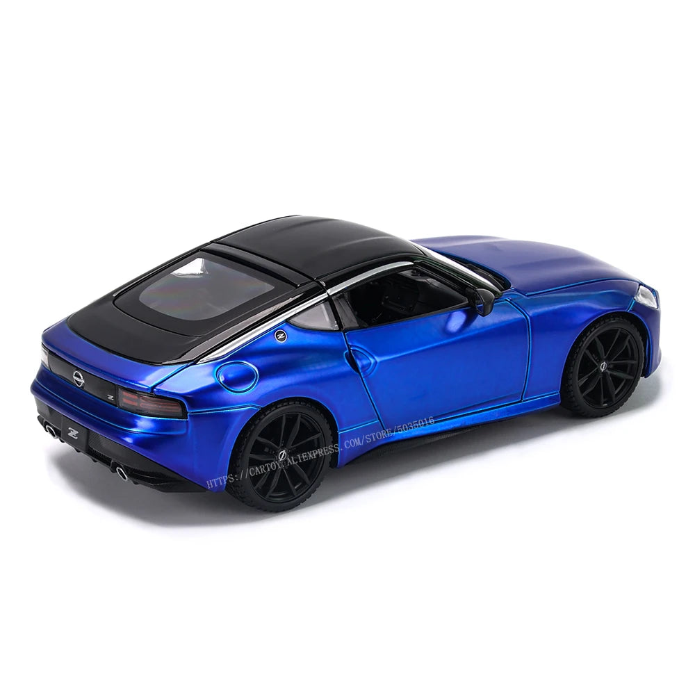 1:24 2023 Nissan Z Blue
