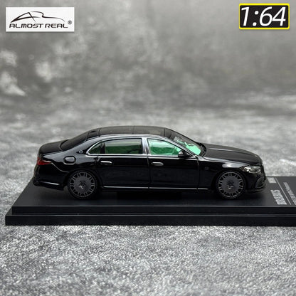 1/64 Mercedes-Benz S850 Maybach Masterpiece 2023