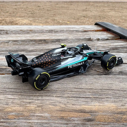 1:43 Mercedes-amg F1 W16