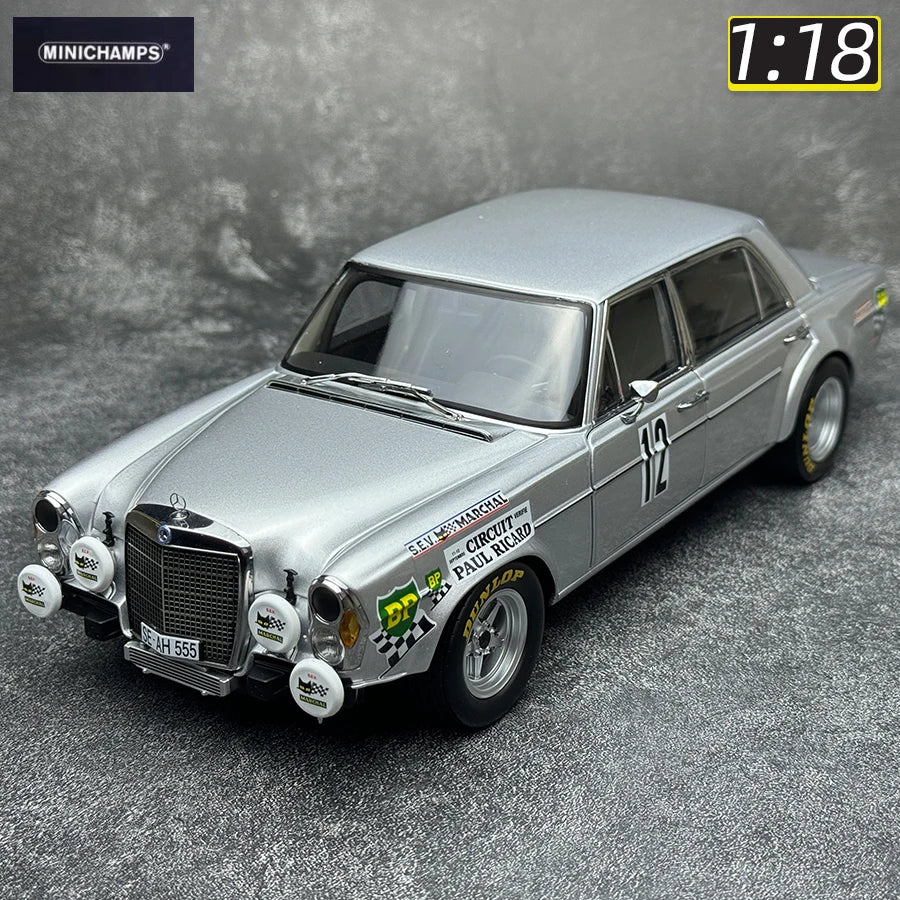 1:18 Mercedes-Benz 300SEL 6.8-1971