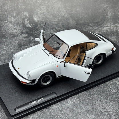 1:18 Porsche 911（992）CARRERA RS