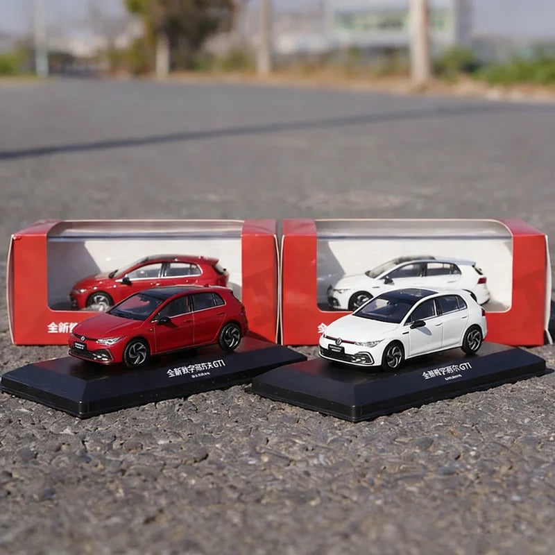 1:43 VW Golf R GTI MK8