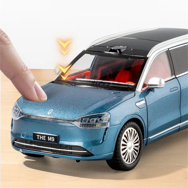 1:24 AITO M9 (Key Version)