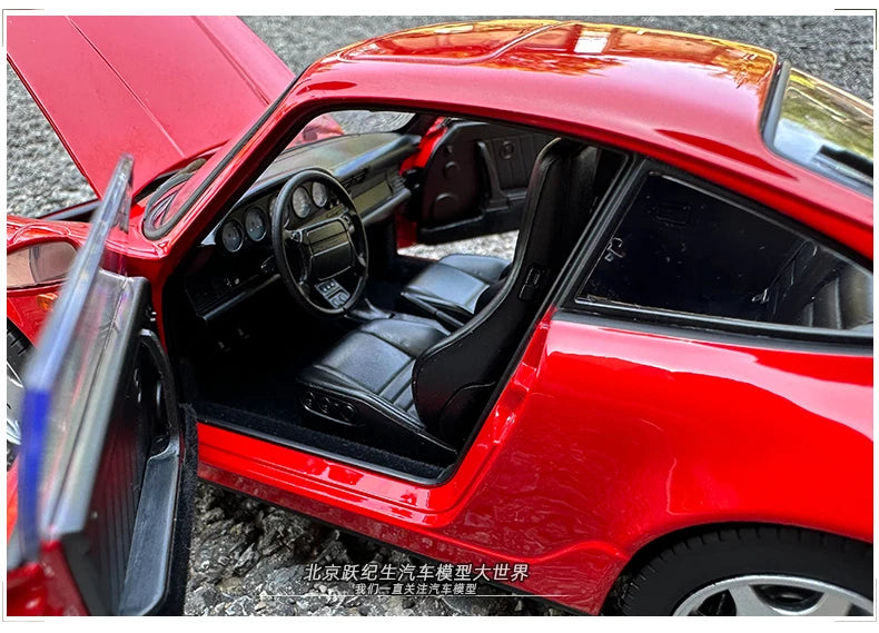 1:18 Porsche 911 964 Carrera 4 1992