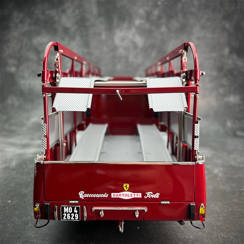 1:18 Ferrari Renntransporter Typ Fiat 642 RN2 Bartoletti 1957